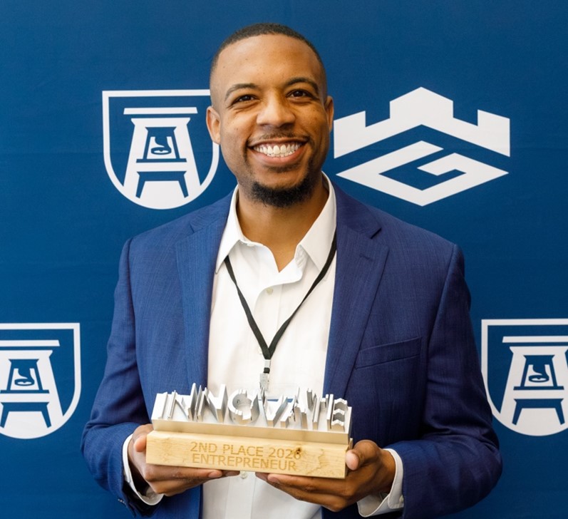 photo of Vinea Capital Community Entrepreneur Second Place