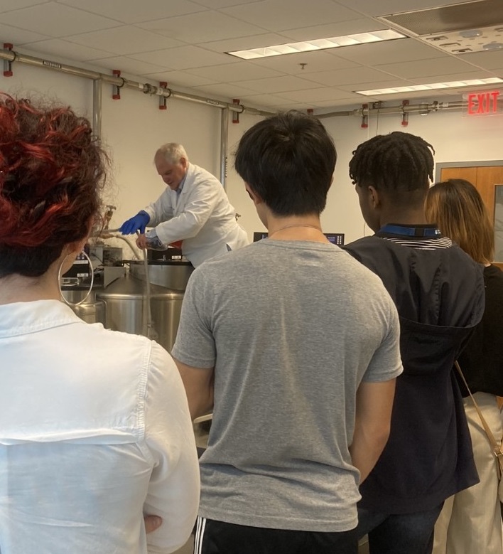 2023 SRE participants visiting the GCC Biorepository.