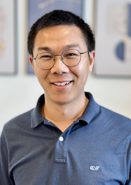 photo of Dong Zhu, PhD