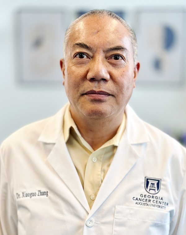 photo of Xiaoguo Zhang