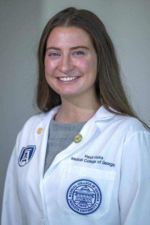 photo of Heidi Hicks