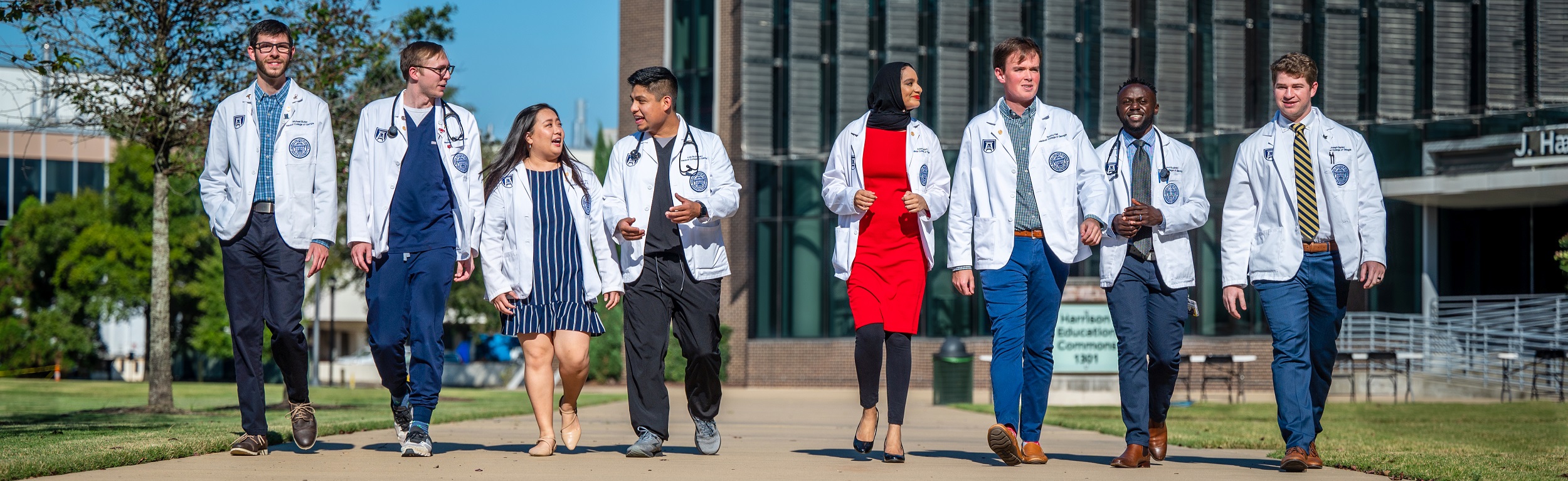 MCG 3+ students walking together outside