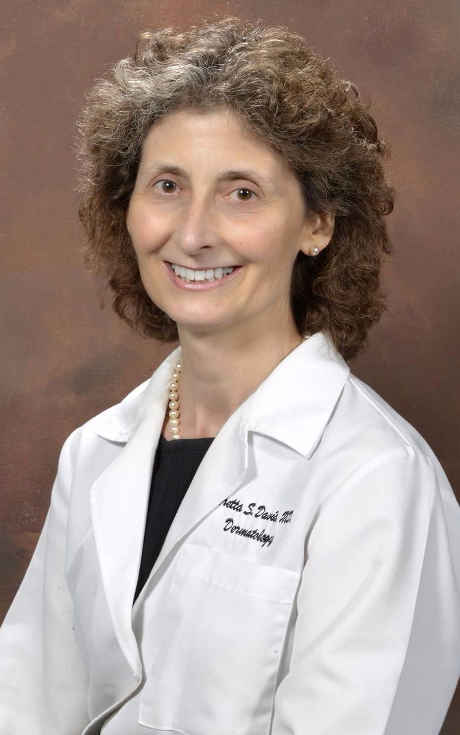 photo of Loretta Davis, MD