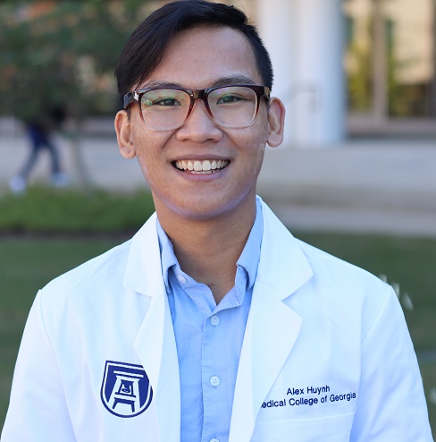 photo of Alex Huynh, MSIV