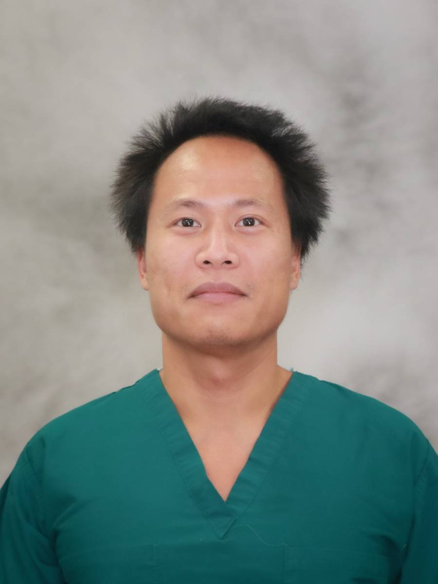 photo of Dung Dinh, MD