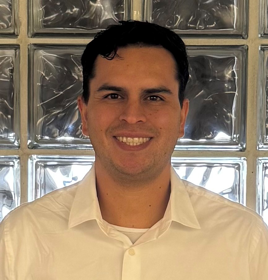photo of Christopher Aguirre, DO