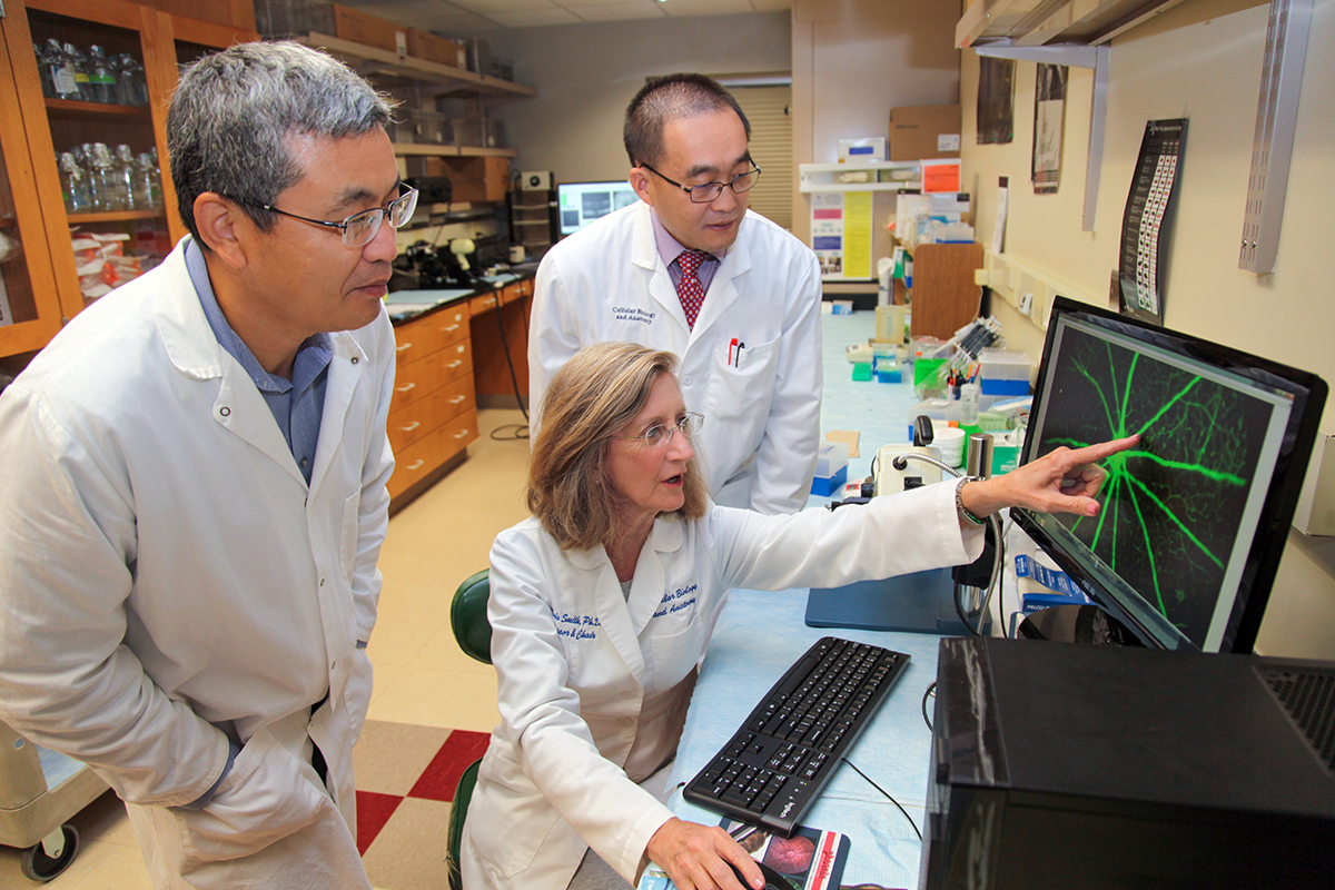 Drs. Sylvia Smith, Xingjun Fan and Yutao Liu