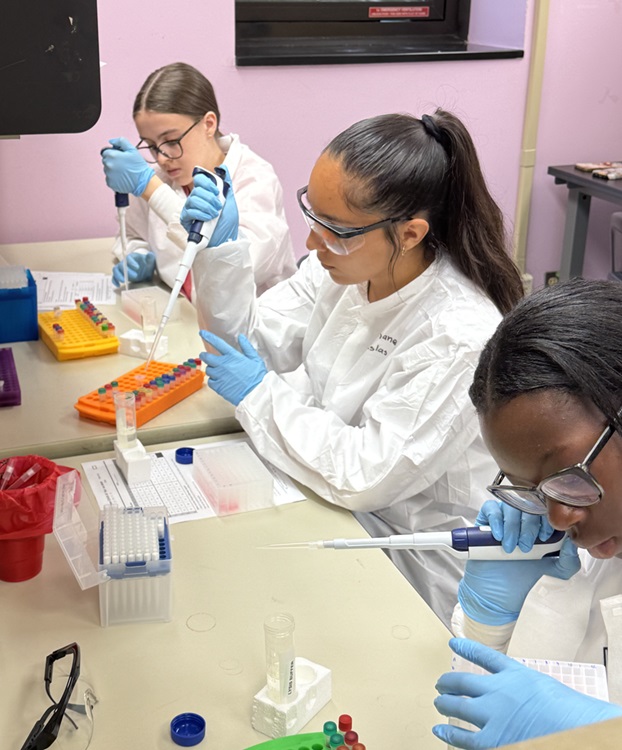 students in lab