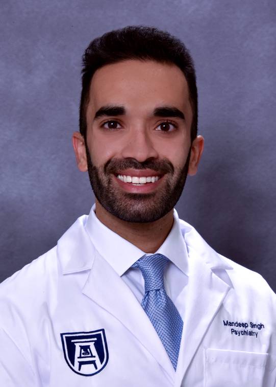 Meet Our PGY 4 Residents