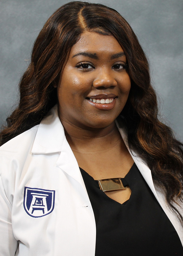 Photo of 
Aprylle Thompson, MD
