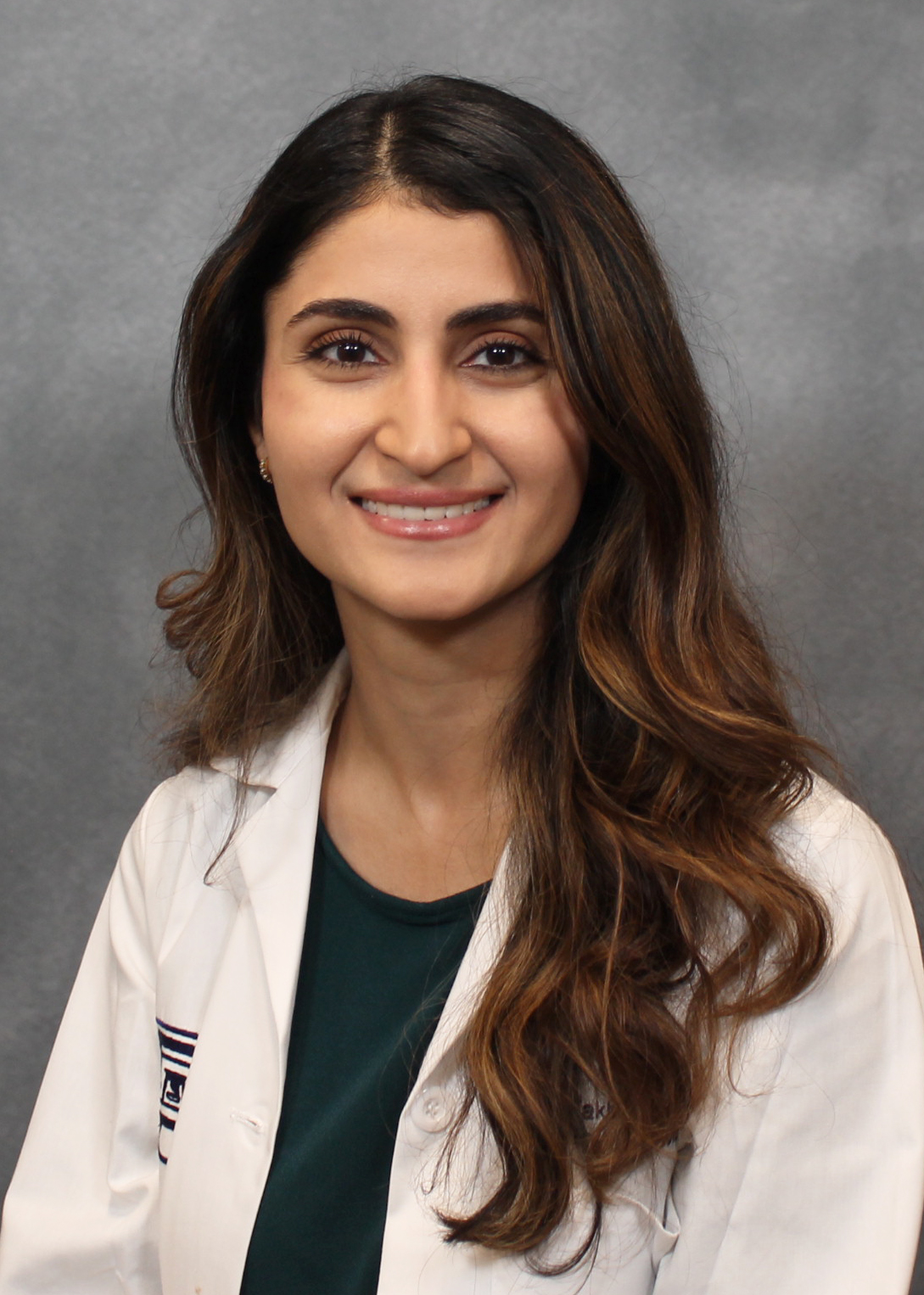 Photo of 
 Fakhra Sultan, MD
