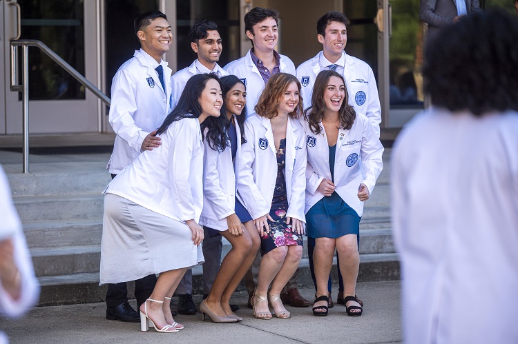 Class of 2027 White coat