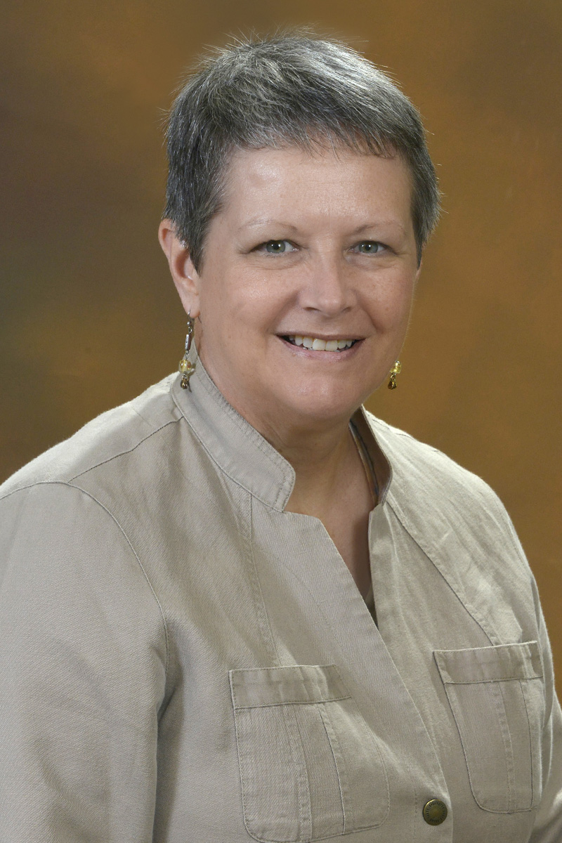 photo of Dr. Saundra Ribando