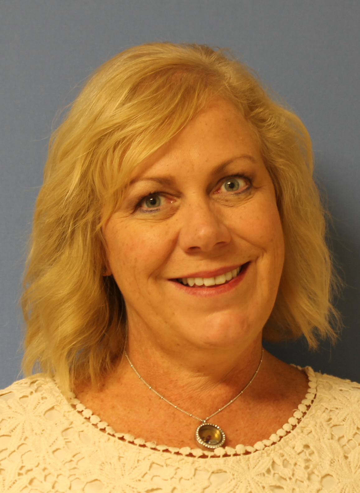 Loomer, Kimberly