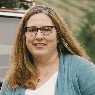 Headshot of Jennifer Nunn