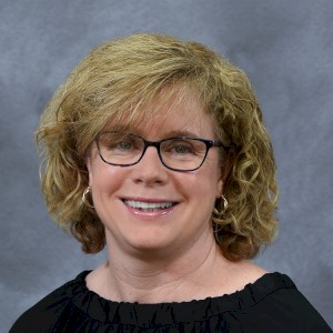 Headshot of Patricia MacDonald