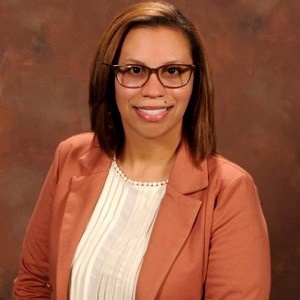 Headshot of Suzette Otero