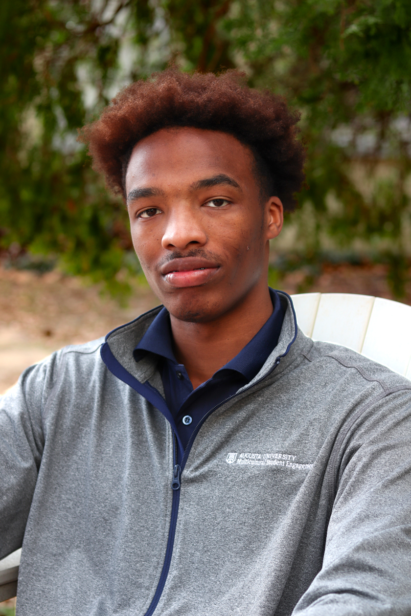 photo of Deontae Jones