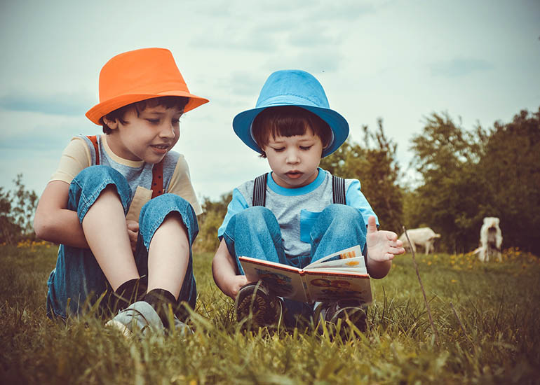 boys reading